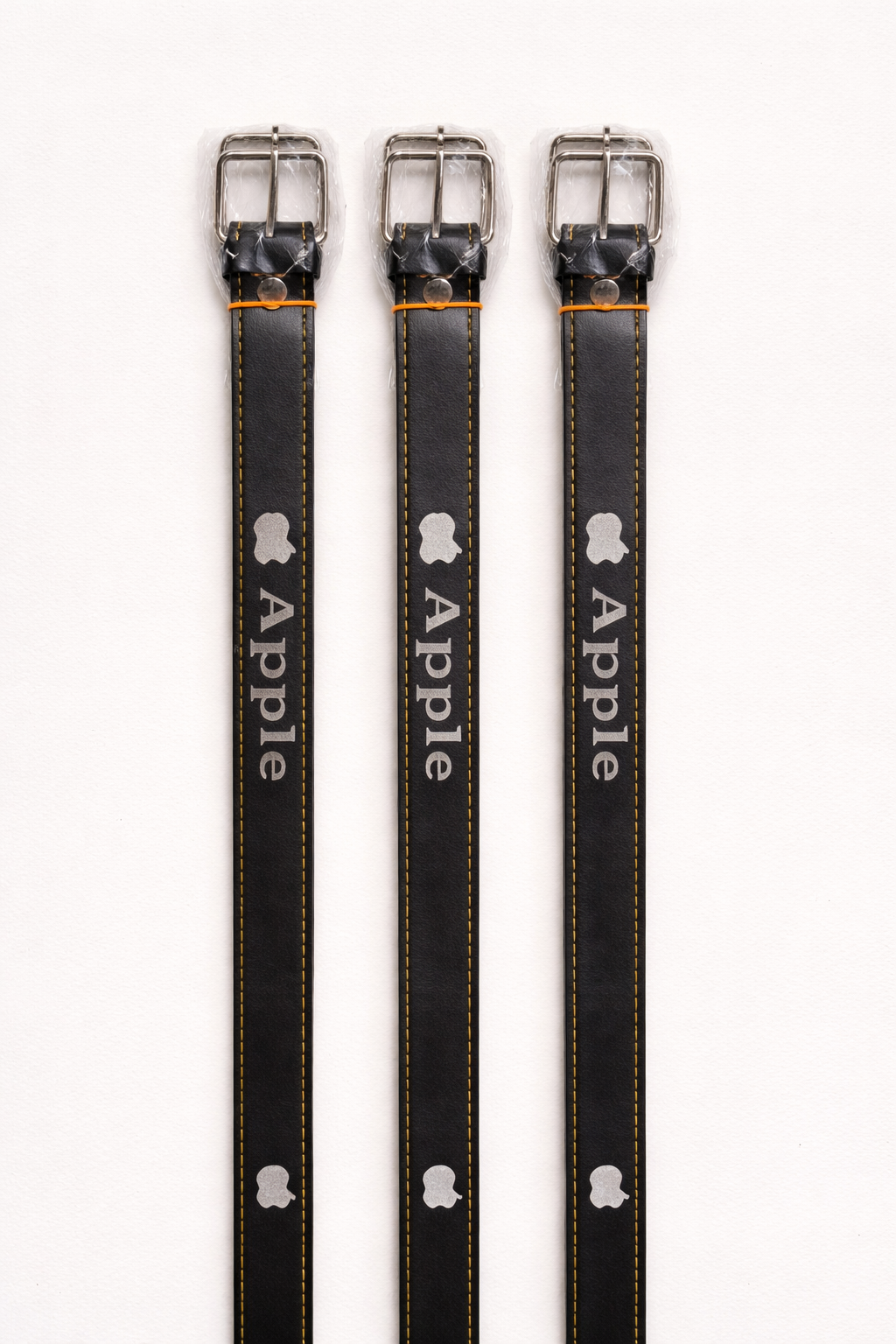 Apple Branded Men’s Leather Belt – Black, Contrast Stitch
